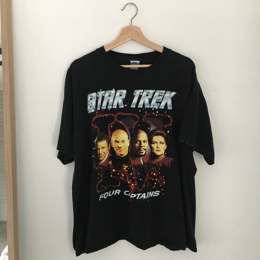90’s Star Trek tee